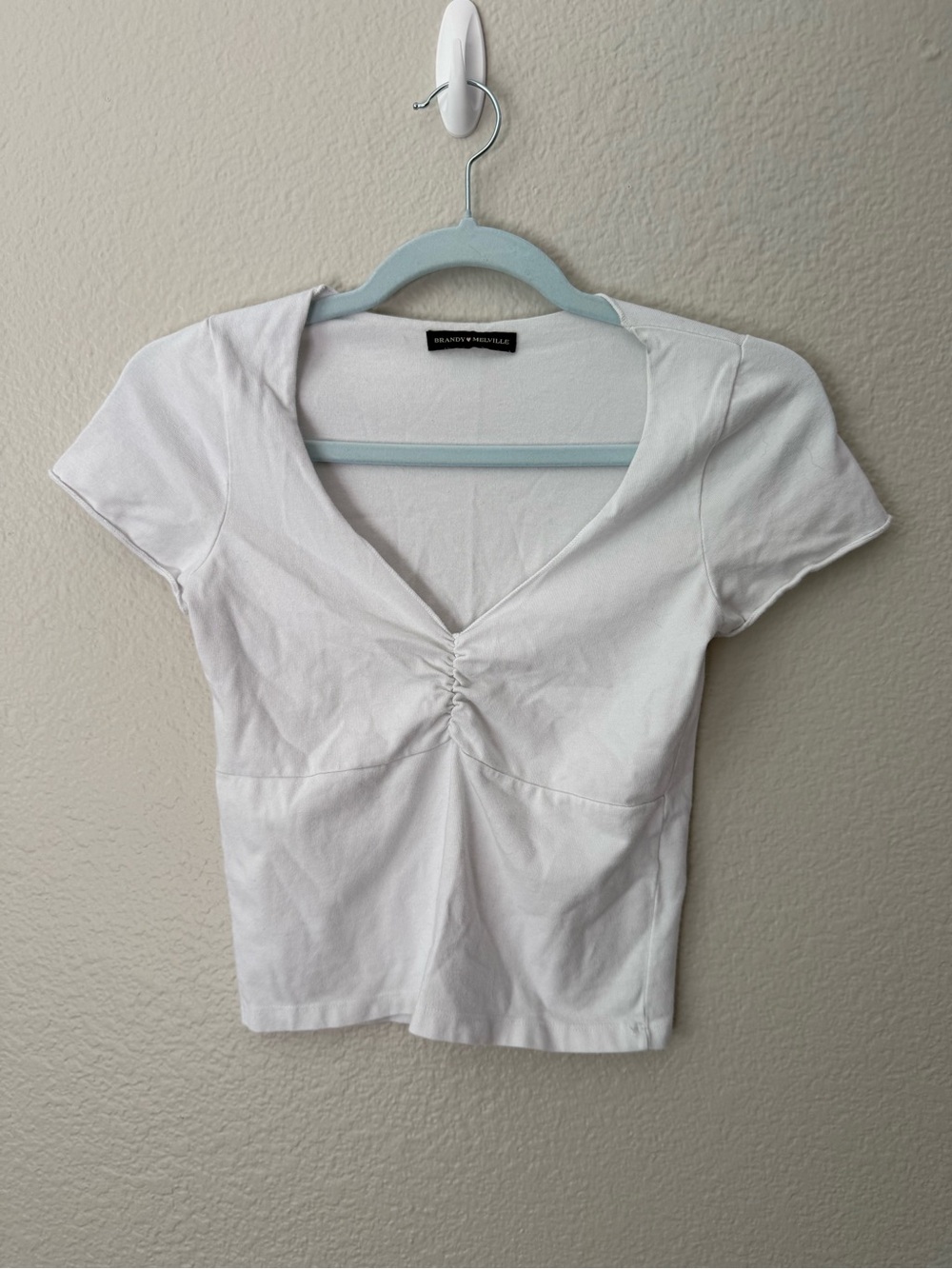 Brandy Melville White Zelly Top